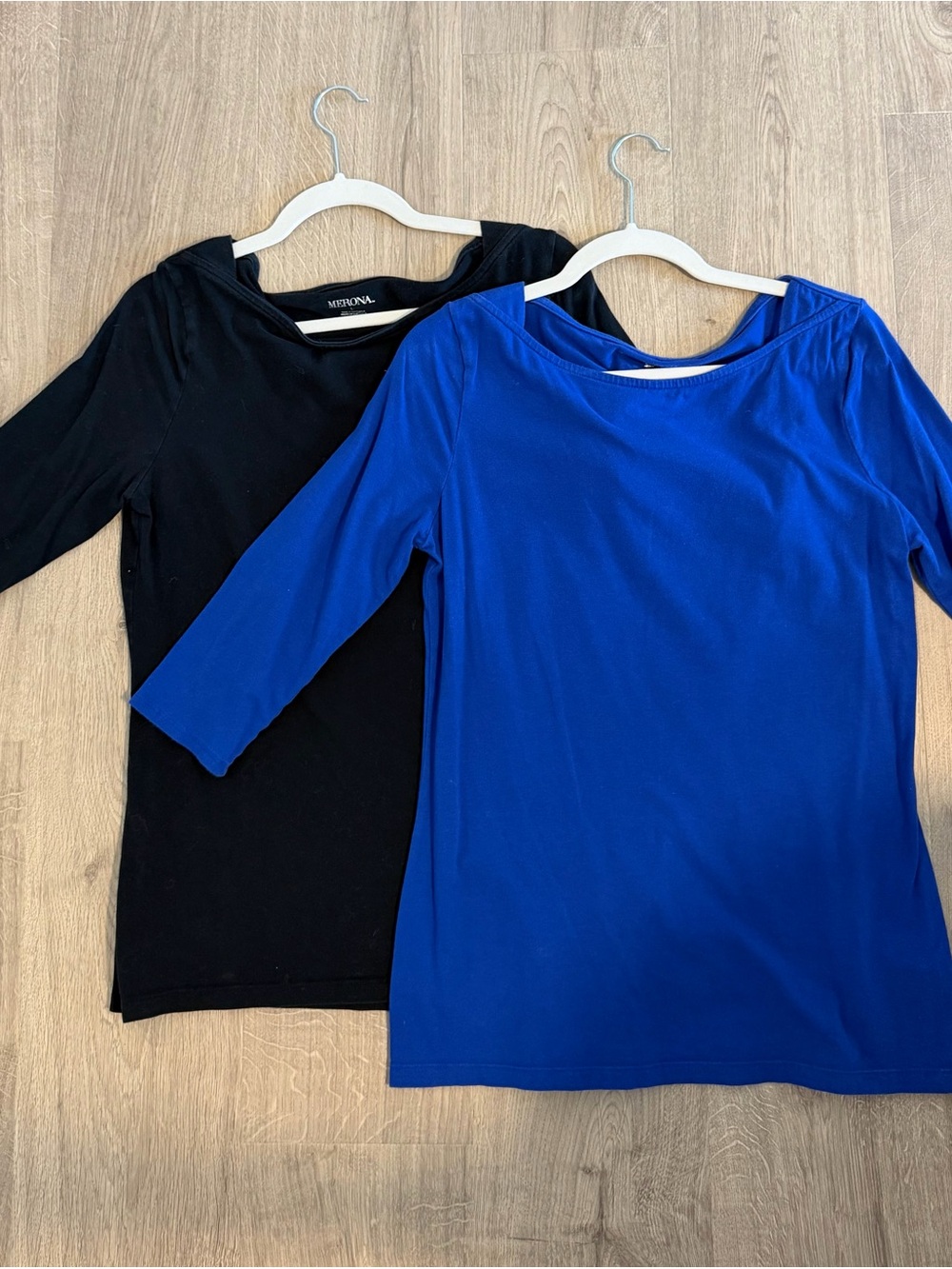 Merona 3/4 Sleeve Scoop Neck Top Set of 2